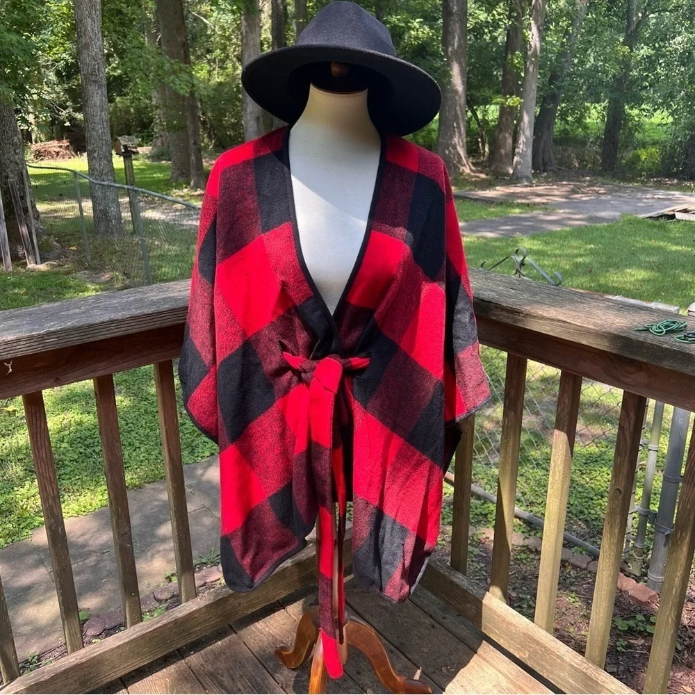 Red Buffalo plaid Crown and Ivy poncho wrap